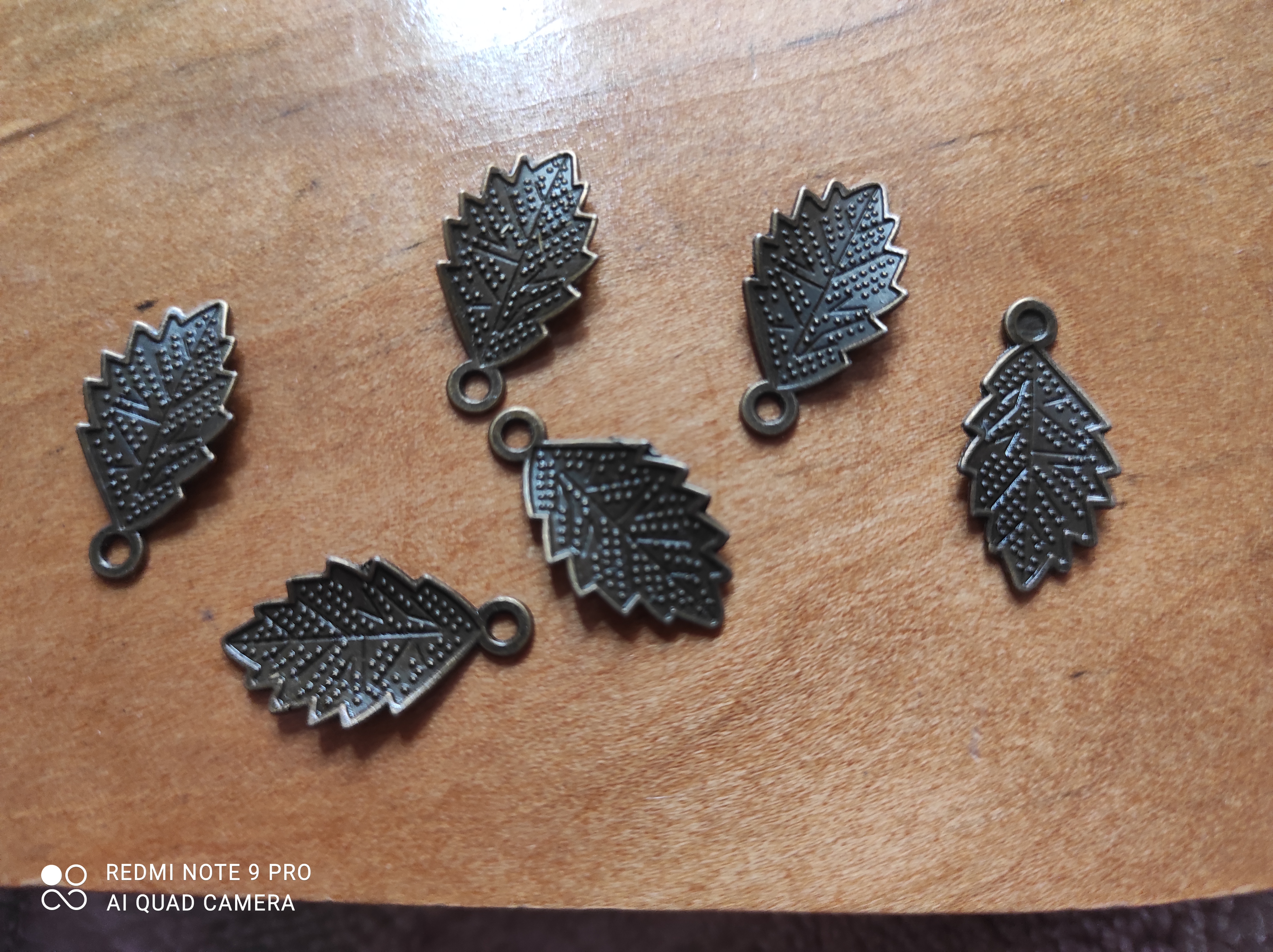 خرجکار طرح برگ پر برنز برای صنایع دستی